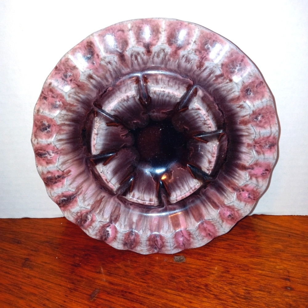 Vintage hand made pottery glazed ash tray beautiful shades of pink in this piece